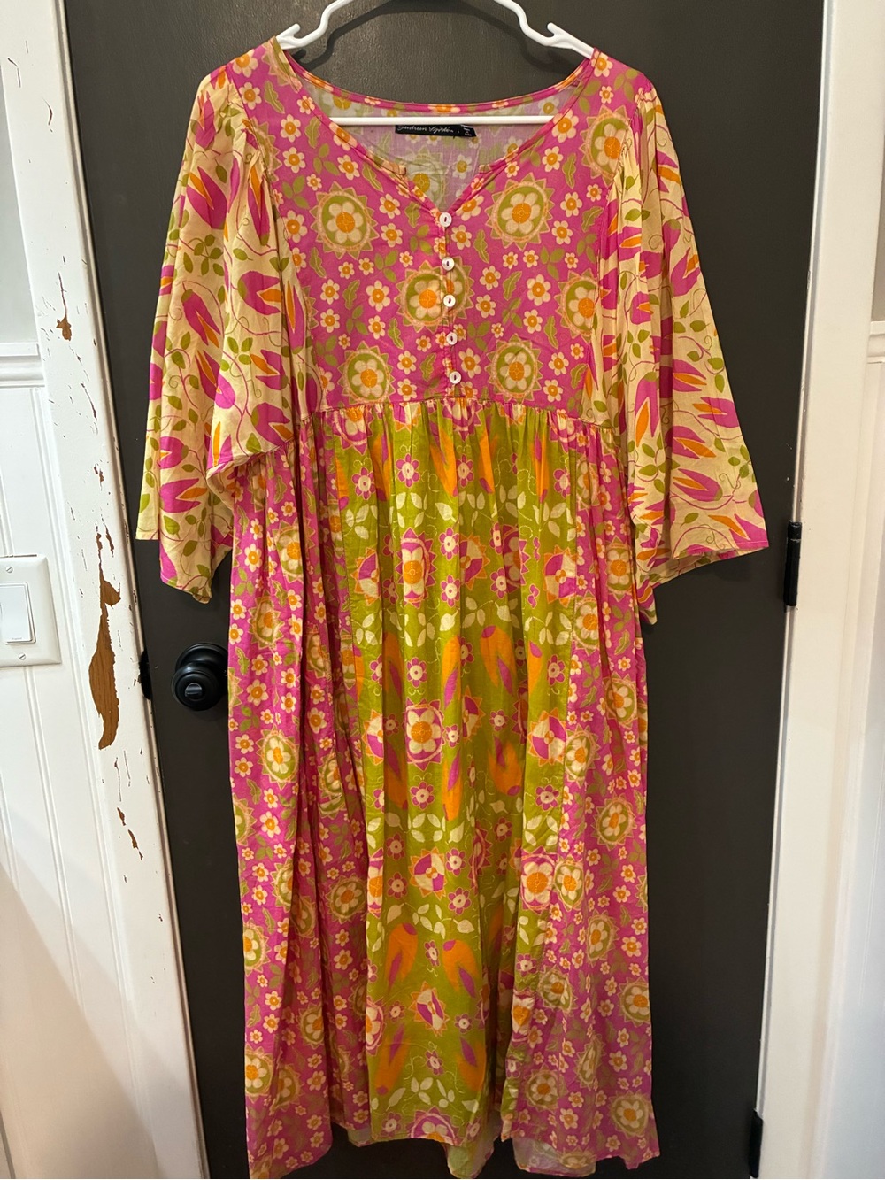 An Absolute MASTERPIECE by the gracious Gudrun Sjoden Pink Green Floral Dress